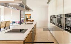 Parvis (D10), Condominium #566133391